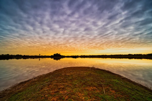 Lake Reflection Morning Tranquil Landscape Cumulus Clouds — Stock Photo, Image