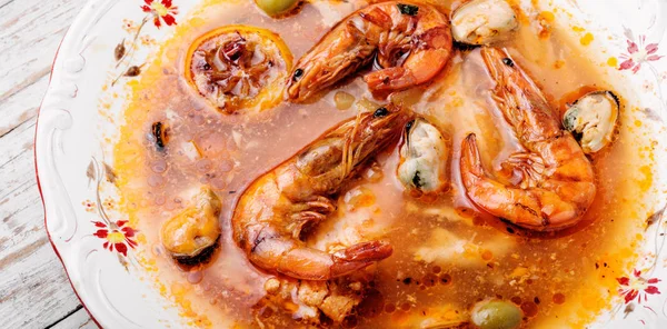 Sup Makanan Laut Dengan Udang Kerang Dan Ikan Sup Makanan — Stok Foto