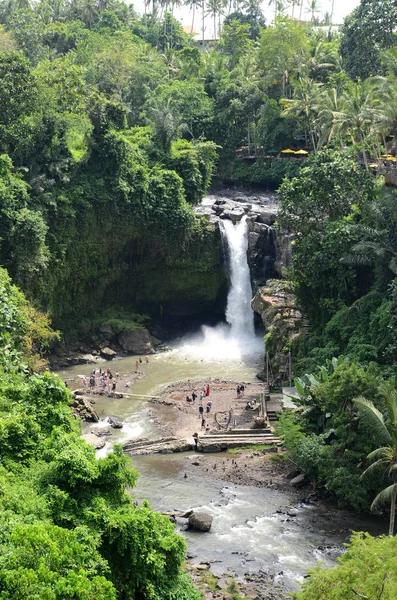 Veduta Della Cascata Tegenungan Vicino Ubud Bali Indonesia — Foto Stock