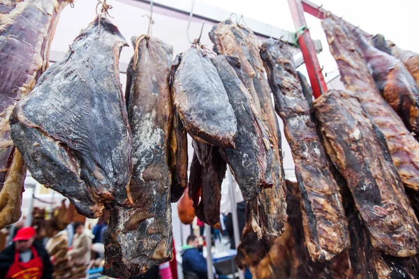 Comida Tradicional Mercado Agricultores Locales Seleccionado Asortiman Carne Ahumada Nacional — Foto de Stock