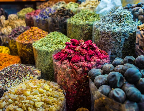 Variedade Especiarias Ervas Baia Mercado Rua Árabe Dubai Spice Souk — Fotografia de Stock