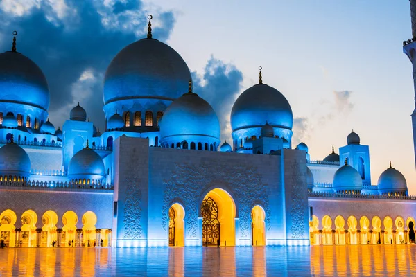 Sheikh Zayed Grand Mosque Abu Dhabi United Arab Emirates Sunset — Stock Photo, Image