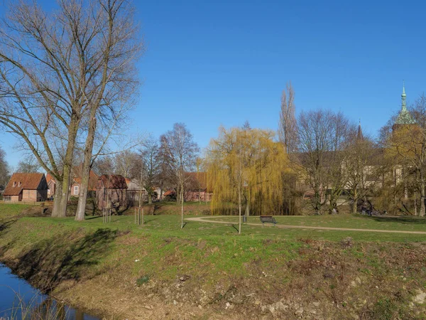 Alte Häuser Einem Kleinen Fluss Deutschland — Stockfoto