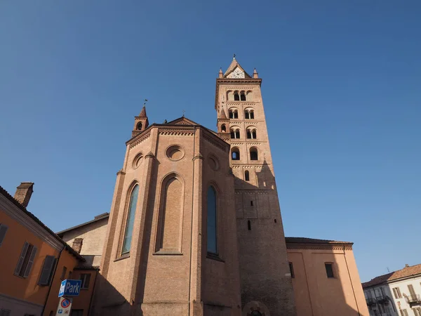 Duomo San Lorenzo Catedral San Lorenzo Alba Italia — Foto de Stock