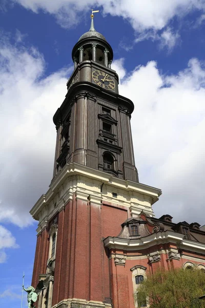 Ünlü Lüteriyen Kilisesi Michael Kilisesi Hamburg Almanya — Stok fotoğraf