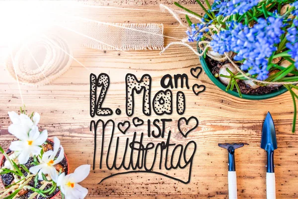 Duitse Kalligrafie Muttertag Middelen Happy Mothers Day Zonnige Lentebloemen Zoals — Stockfoto