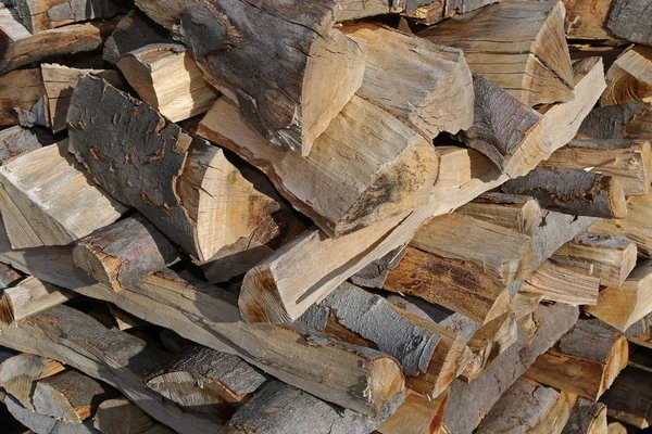 Skládané Hnědé Sekané Dřevo Podpal Textura Tvrdého Dřeva — Stock fotografie
