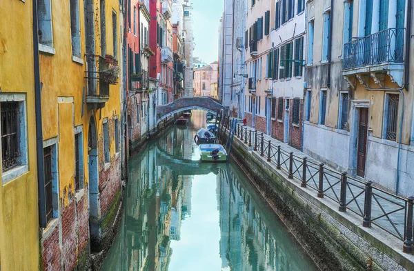 Die Kanäle Venedig Veneto Italien Mit Brücke — Stockfoto