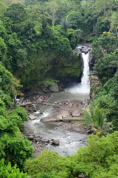 Widok Wodospad Tegenungan Pobliżu Ubud Bali Indonezja — Zdjęcie stockowe