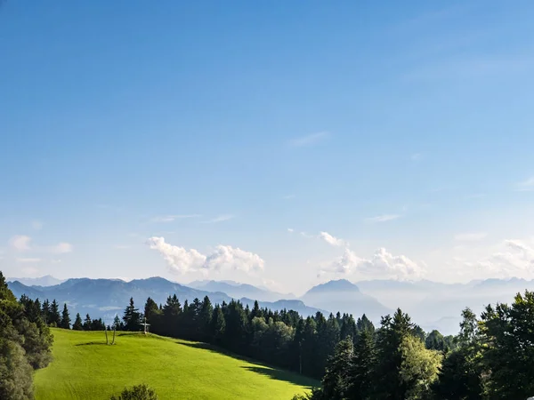 Τοπίο Της Δάσος Bregenz Βουνό Λιβάδι Δάσος Και Ουρανό Αυστρία — Φωτογραφία Αρχείου