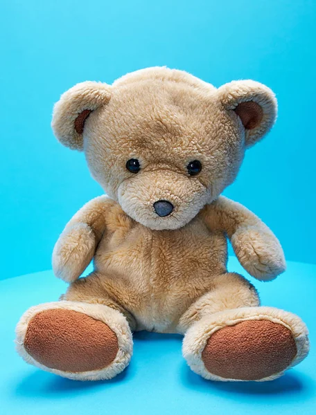 Very Old Brown Teddy Bear Blue Background — Stock Photo, Image