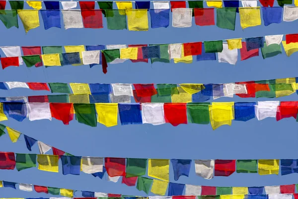 尼泊尔的祈祷旗 — 图库照片