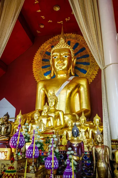 Статуя Золотого Будди Храмі Ват Пха Сінгх Чан Май Таїланд — стокове фото