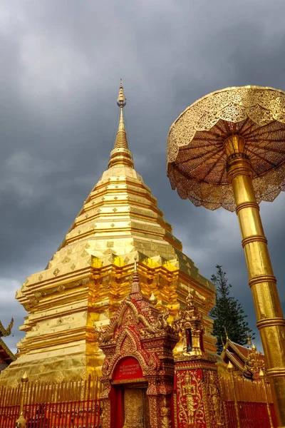 Wat Phra Doi Suthep Золотої Ступні Чіангмай Таїланд — стокове фото