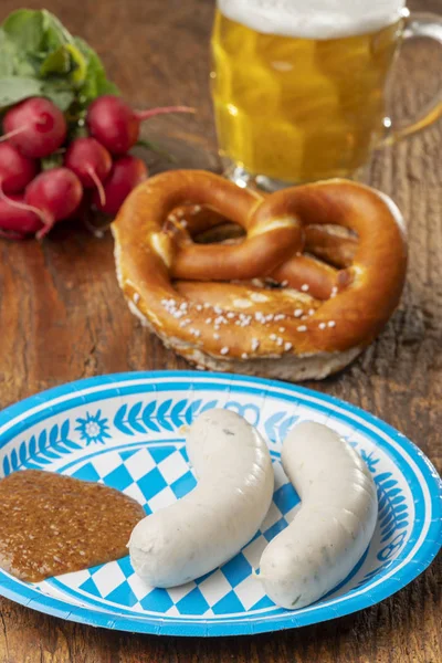 Salchicha Blanca Bavariana Con Pretzel — Foto de Stock