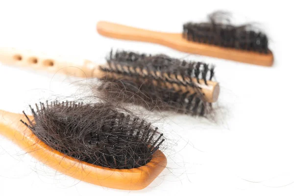 Ensemble Brosses Collection Avec Des Cheveux Perdus Sur Elle Isolé — Photo