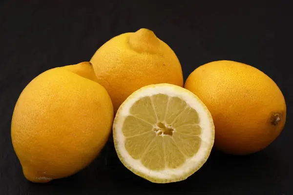 Limones Frescos Con Vitamina — Foto de Stock