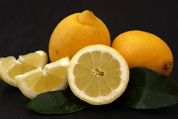 Limones Frescos Con Vitamina —  Fotos de Stock