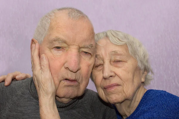 Portrait Triste Couple Aînés Malades Maison Concept Des Personnes Âgées — Photo