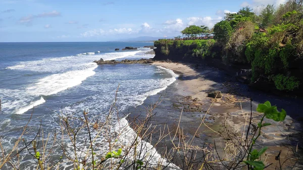 Szikla Tanah Lot Templom Balin Indonéziában — Stock Fotó