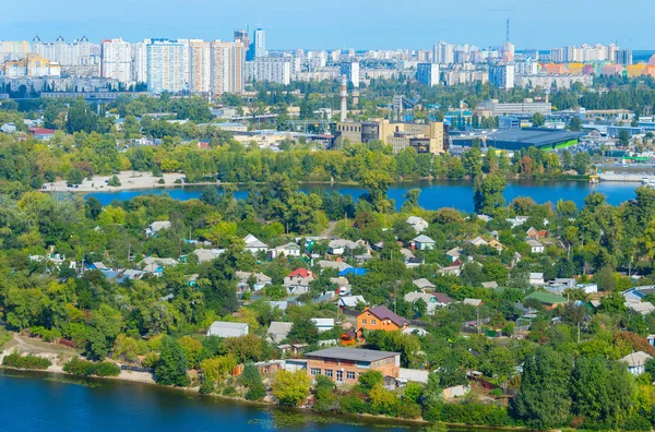 Flygfoto Över Kiev Stadsbilden Med Modernt Bostadsområde Höghus Och Privat — Stockfoto