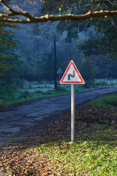 Carretera Estrecha Través Bosques Otoño — Foto de Stock