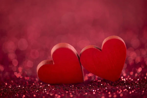 Deux Cœurs Rouges Sur Fond Paillettes Dans Concept Amour — Photo