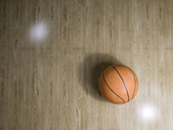 Quadra Basquete Piso Madeira Com Bola Isolada Preto Com Espaço — Fotografia de Stock