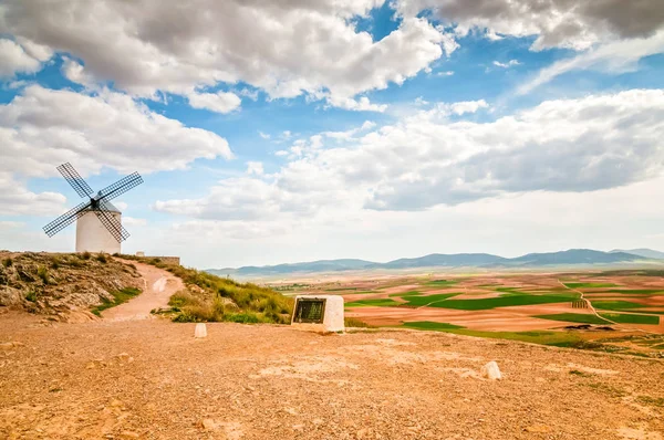 Tradizionale Vecchio Mulino Vento Bianco Consuegra Toledo Spagna — Foto Stock