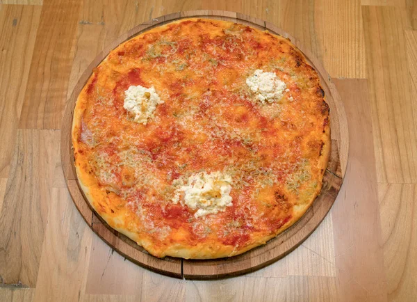 Pizza Tradicional Com Queijo Tomate Cozinha Italiana — Fotografia de Stock