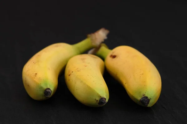 Dojrzałe Banany Owoców Tropikalnych — Zdjęcie stockowe