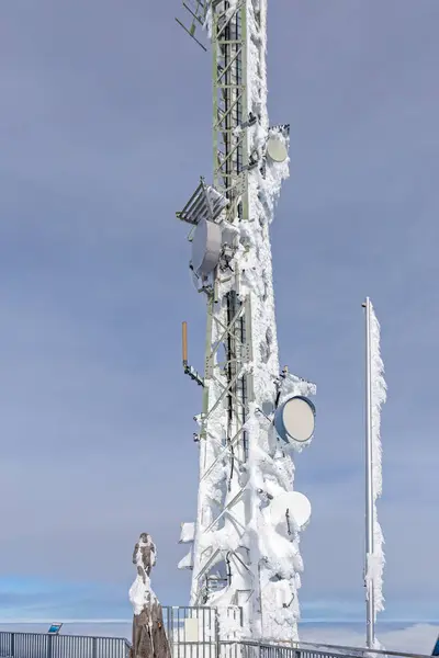 Albero Radiofonico Sulla Cima Dello Zugspitze Inverno — Foto Stock