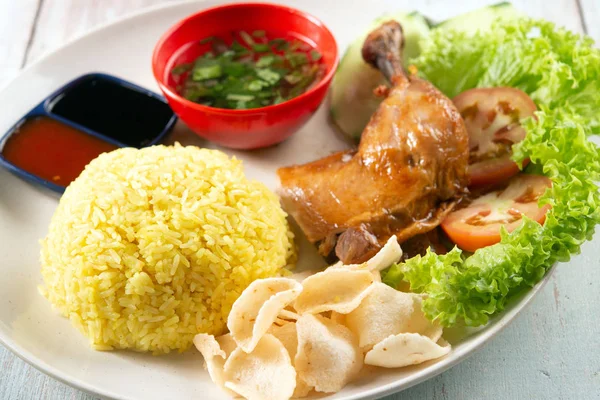 이지아의 음식인 닭고기 — 스톡 사진