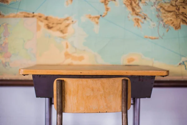 Empty Desks School Classroom World Map Close — Stock Photo, Image