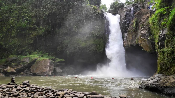 Vista Cachoeira Tegenungan Perto Ubud Bali Indonésia — Fotografia de Stock