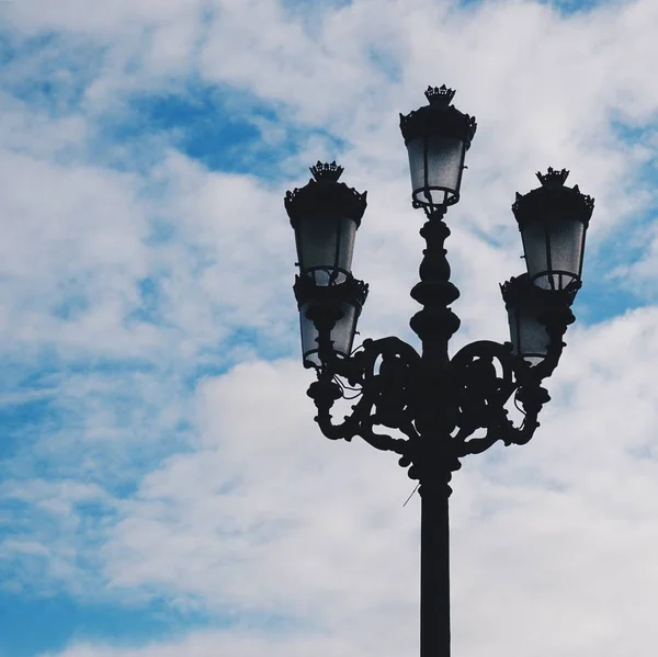 Luz Rua Rua Bilbau Espanha — Fotografia de Stock