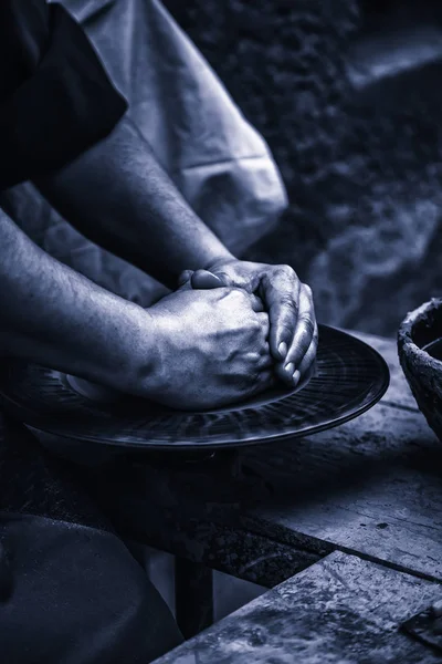 Manos Alfarero Moldeando Arcilla Detalle Artesano Arte Creación España — Foto de Stock