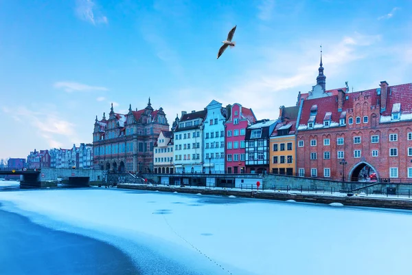 Ponte Verde Edifícios Cidade Velha Gdansk Vista Inverno — Fotografia de Stock
