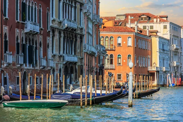 Вид Венецию Гондолы Большом Канале Восходе Солнца — стоковое фото