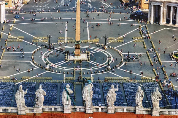Площадь Святого Петра Статуи Апостолов Куполе Папского Дворца Святого Петра — стоковое фото