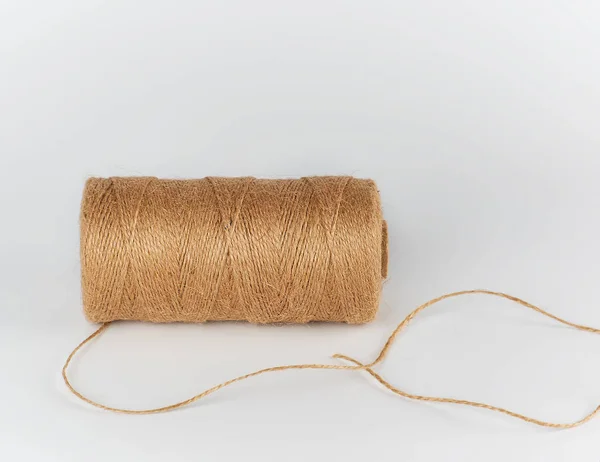 Spool Wrapped Brown Rope Jute White Background — Stock Photo, Image