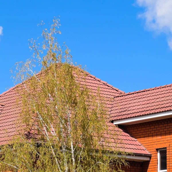 Huset Med Tak Klassiska Kakel Takpannor Bakad Lera Taket — Stockfoto