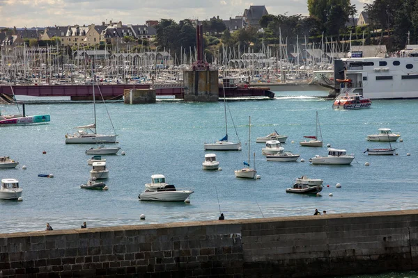 Malo Francia Septiembre 2018 Yates Barcos Amarrados Puerto Saint Malo —  Fotos de Stock