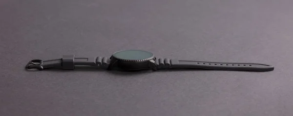 Schwarze Smartwatch Isoliert Auf Schwarzem Hintergrund — Stockfoto