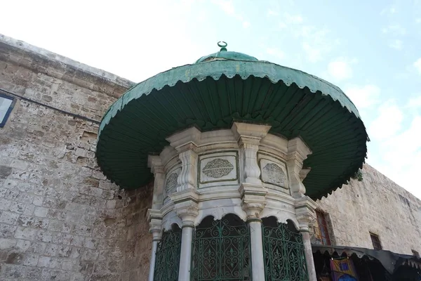 Fontaine Eau Mosquée Akkon — Photo