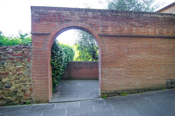 Historic Village Ancient Modern Arch Typical Architecture Old Picturesque Architecture — Stock Photo, Image