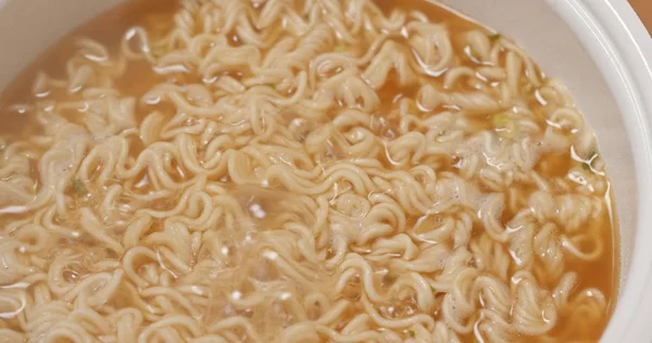 Cooking Instant Noodles — Stock Photo, Image
