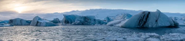 Atardecer Laguna Glaciar Joekulsarlon Invierno Islandia Europa —  Fotos de Stock