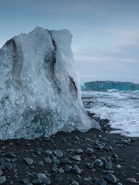 Iceberg Uma Praia Diamond Beach Joekulsarlon Islândia — Fotografia de Stock