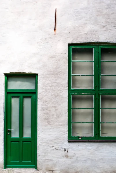 Dans Bâtiment Historique Nettoyé Les Portes Les Fenêtres Sont Peintes — Photo